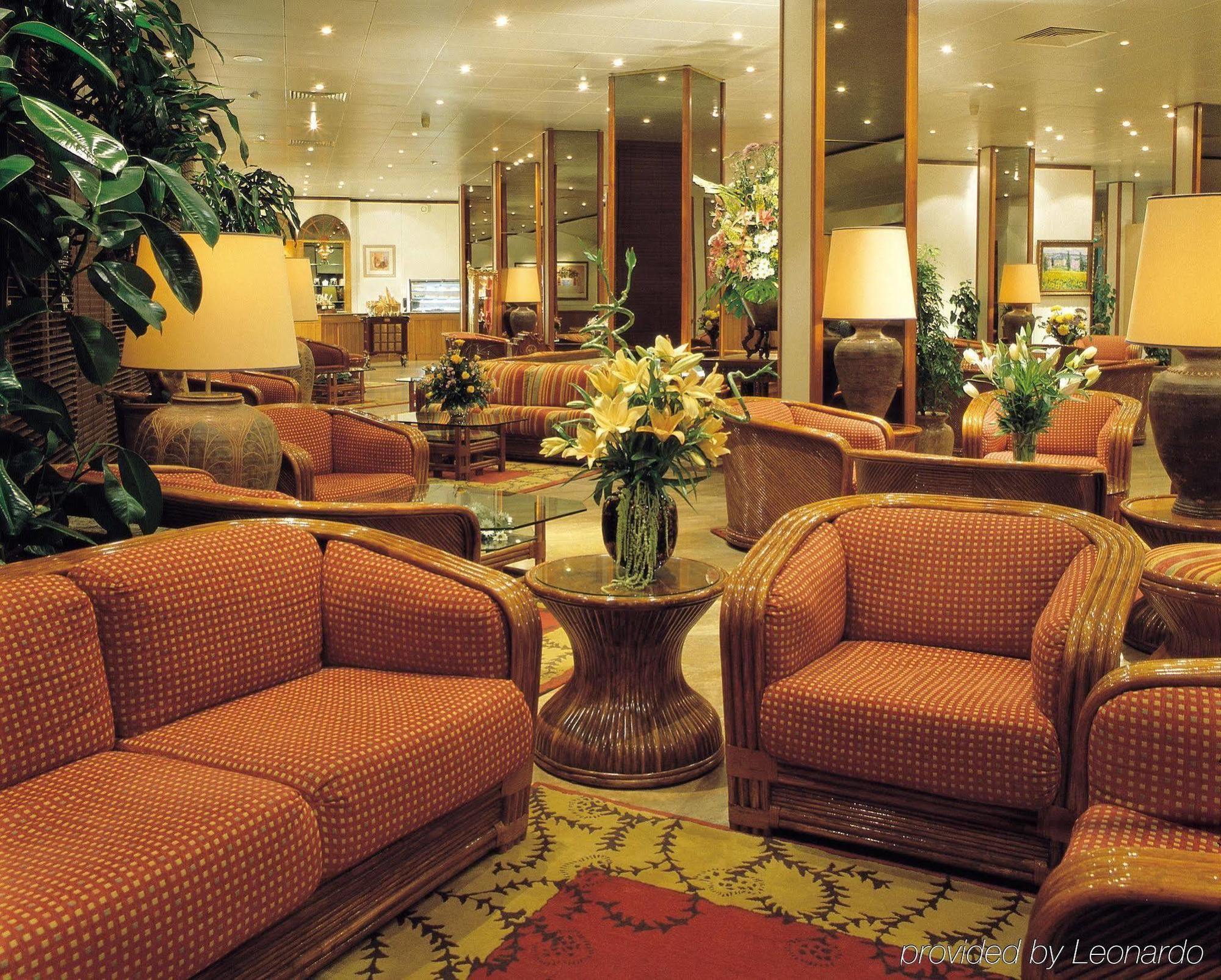 Al Khozama Hotel Рияд Интериор снимка